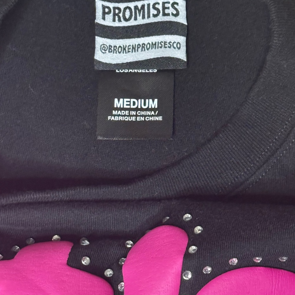 Broken Promises Co. Emotional Flaming Skulls Graphic Tee Unisex M EUC Streetwear - Picture 6 of 13